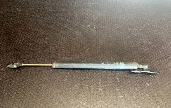 BMW 7 F01 F02 F03 F04 Rear door check strap stopper 7191286 146190