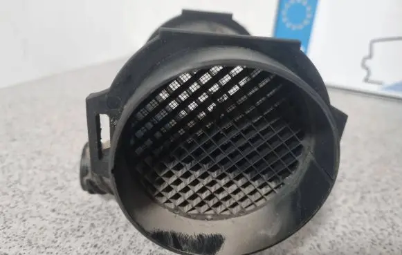BMW 5 E34 Mass air flow meter 1730033