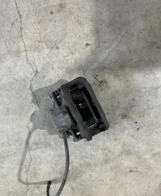 Mercedes-Benz E W212 Front brake caliper