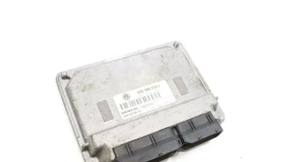 Volkswagen Polo Engine control unit/module 5WP4029802 03D906033F