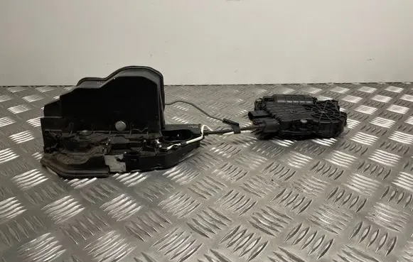 Front door lock