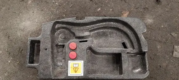 BMW X5 E70 Tool box 6772223