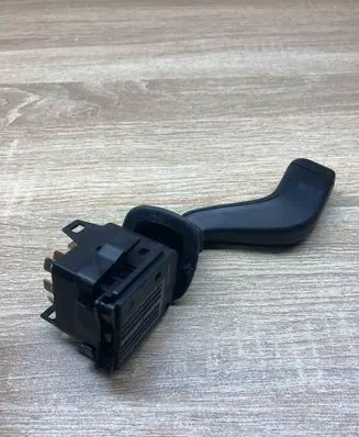 Opel Omega B1 Indicator stalk 90221174 90181846