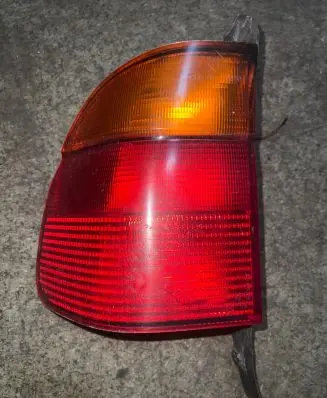 BMW 5 E39 Rear/tail lights 8361671 8371327 310320000837