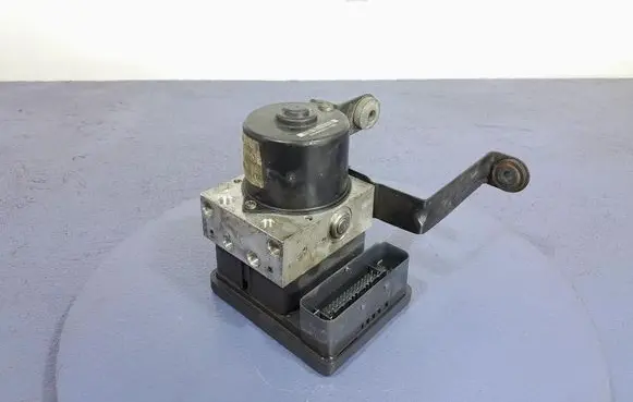Ford Focus C-MAX ABS Pump 8M51-2C405-AA