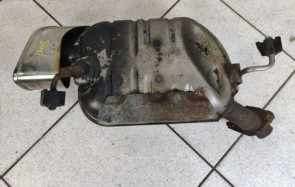 Mazda CX-9 Rear muffler/silencer tail pipe 
