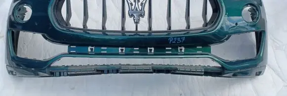 Maserati Levante Front bumper 670040752fd