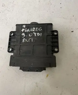 Volkswagen Touareg I Gearbox control unit/module 09D927750D
