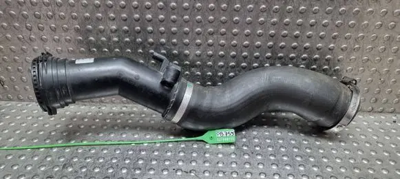 BMW 1 F20 F21 Intercooler hose/pipe S27698755 7597588 7599906