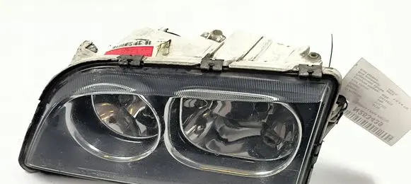 Volvo S40, V40 Headlight/headlamp 30899878