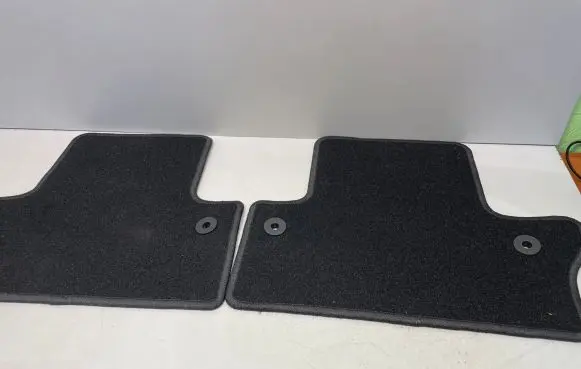 Volvo V60 Rear floor mat 31267689