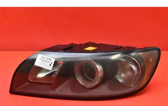 Volvo S40 Headlight/headlamp 30698636