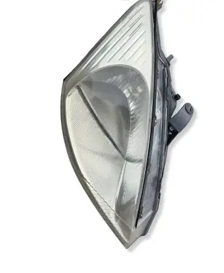 Ford Focus Headlight/headlamp MFD152H032