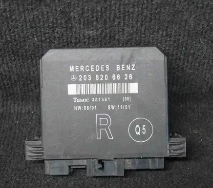 Mercedes-Benz C W203 Door control unit/module A2038206626