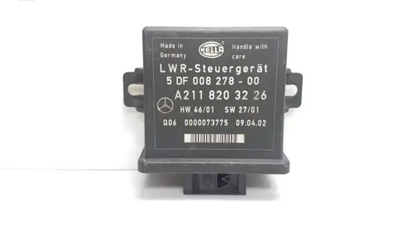 Mercedes-Benz E W211 Light module LCM A2118203226