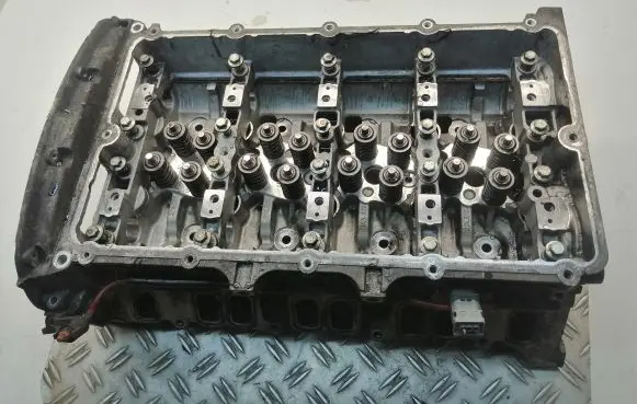 Ford Transit Engine head 6C1Q6K537AB 8C106090AE
