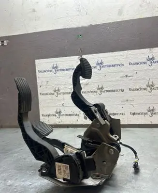 Peugeot 2008 I Pedal assembly 9671433780 9682171580 10112014