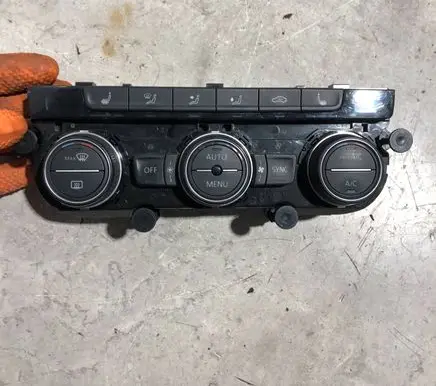 Volkswagen Golf VII Climate control unit 5G0907044BL