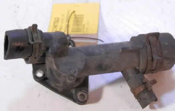 Renault Clio II Thermostat housing 