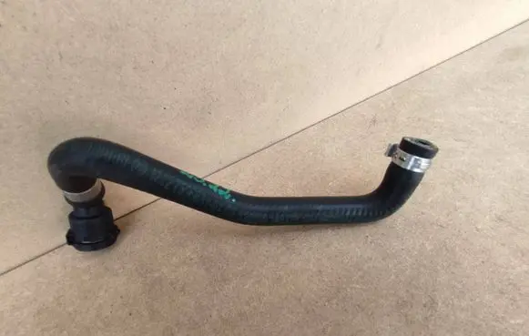 BMW 2 F22 F23 Engine coolant pipe/hose 7596831 17127596831