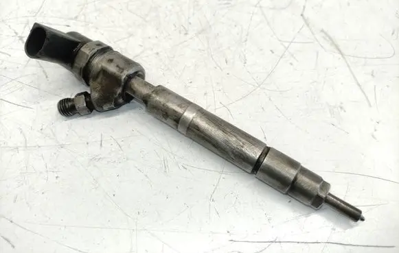 Mercedes-Benz C W203 Fuel injector A6460700787