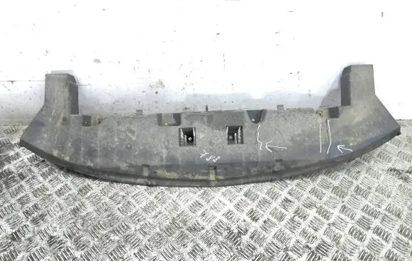 Front bumper skid plate/under tray