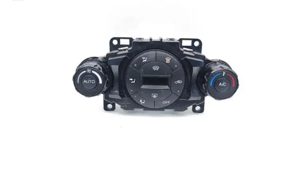 Ford Fiesta Climate control unit 8A6118C612