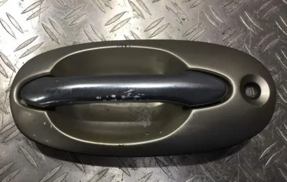 KIA Carnival Front door exterior handle