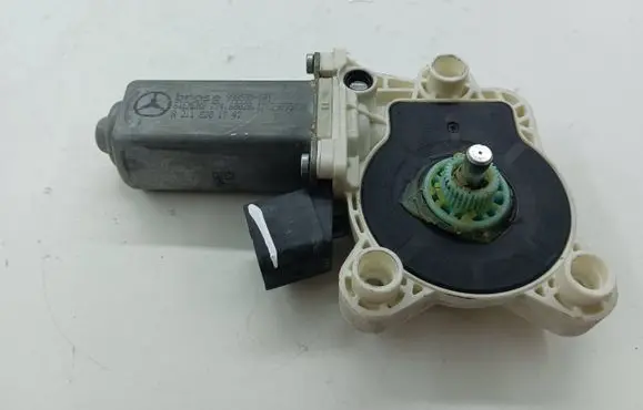 Mercedes-Benz CLC CL203 Front door window regulator motor A2118201742 990595101 29095320