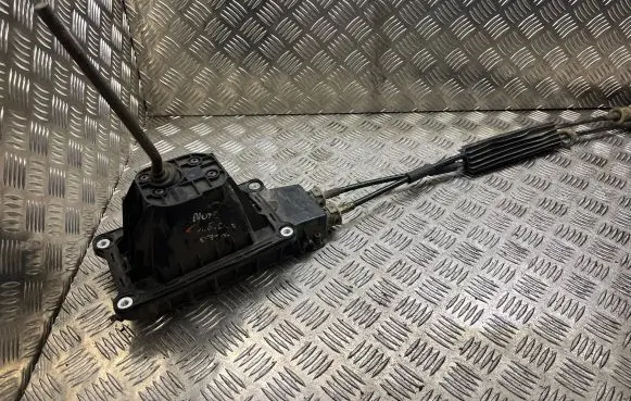 Nissan Note (E11) Gear shifter/selector 3550110