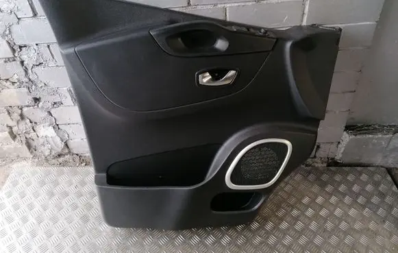 Renault Trafic III (X82) Front door card panel trim 809019286R 806700006R 806832629R