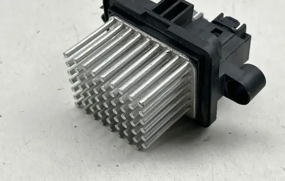 Chrysler Pacifica Heater blower motor/fan resistor DU228001