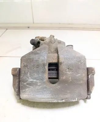 Volkswagen PASSAT B7 Front brake caliper 582VL