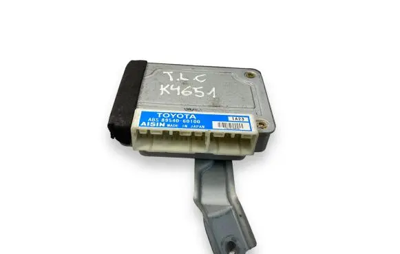 Toyota Land Cruiser (HDJ90) ABS control unit/module 8954060100 133107885