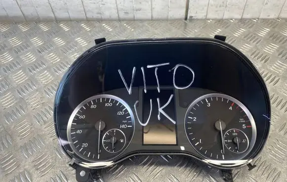 Mercedes-Benz Vito Viano W447 Speedometer (instrument cluster) A4479007008