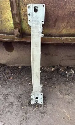 Volvo S80 Front bumper cross member 30791152