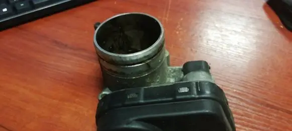 Mercedes-Benz ML W166 Throttle valve A1661410225