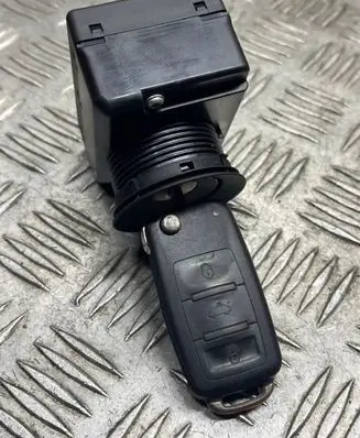 Volkswagen Touran I Ignition lock 3D0905865C 93345416