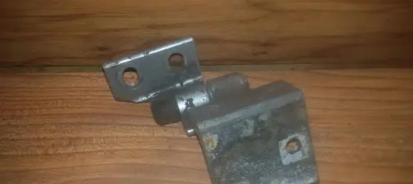 Peugeot 406 Front door upper hinge