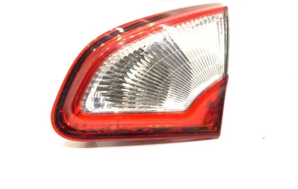 Nissan Qashqai Rear/tail lights 89503209