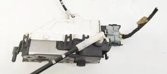 Peugeot Partner Front door lock 
