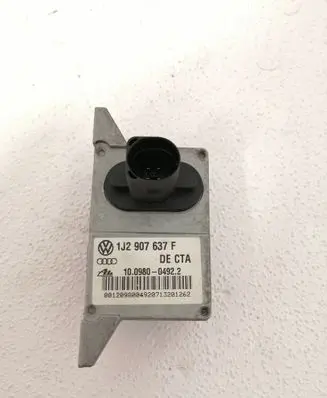 Volkswagen Golf IV ESP acceleration yaw rate sensor 1J2907637F