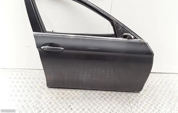 BMW 5 F10 F11 Front door 41009628754