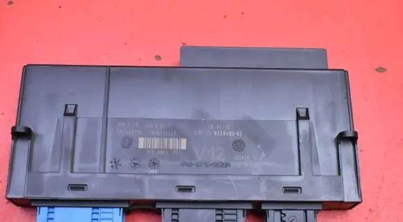 BMW 5 E60 E61 Comfort/convenience module 9228495