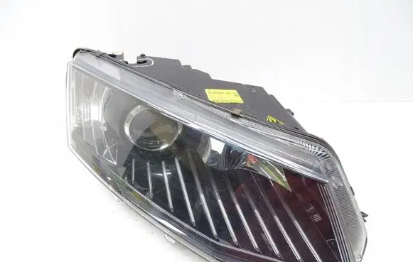 Skoda Octavia Mk3 (5E) Headlight/headlamp 5E2941016B