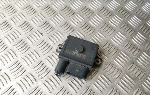 BMW 5 F10 F11 Glow plug pre-heat relay 859172401 0006099529 E2110022352