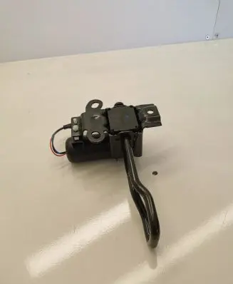 Tailgate/trunk/boot lift motor