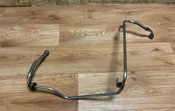 Volkswagen PASSAT B5 Fuel line/pipe/hose 