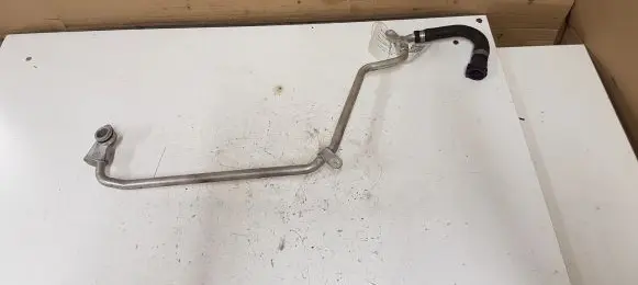 BMW X5 F15 Engine coolant pipe/hose 8516591