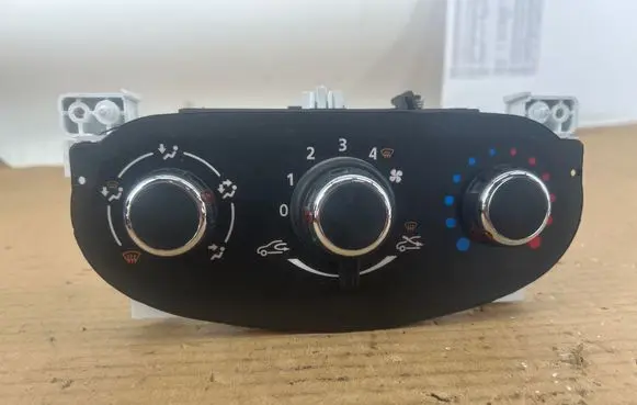 Dacia Duster Climate control unit CA112002 5HB01130911